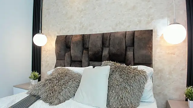 keyla  ross online show from 12-18-24, 10:57