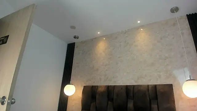 keyla  ross online show from 01-17-25, 08:11