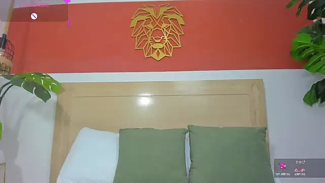 Snapshot of lili_cardenas_ chatting on 02-05-26, 02:27 lili cardenas online show from 02-05-26, 02:27