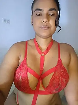 Snapshot of AntonellaShot chatting on 06-14-26, 05:15 AntonellaShot online show from 06-14-26, 05:15