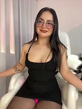 Snapshot of montmariana chatting on 02-26-25, 12:05 montmariana online show from 02-26-25, 12:05