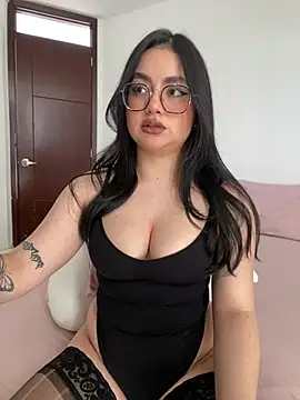 montmariana online show from 06-17-26, 09:49