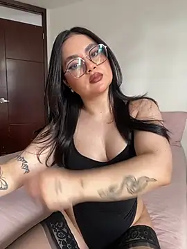 montmariana online show from 06-18-26, 07:18