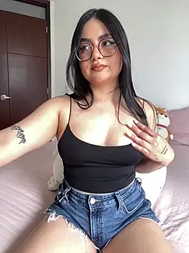 montmariana online show from 07-08-26, 04:22