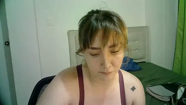 Snapshot of katy_pp chatting on 11-12-25, 11:25 katy pp online show from 11-12-25, 11:25