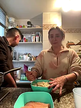 Snapshot of katy_pp chatting on 12-16-25, 10:04 katy pp online show from 12-16-25, 10:04