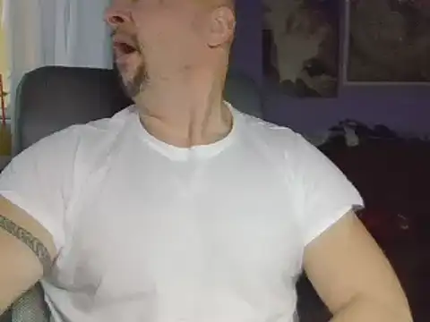 Snapshot of Sports-beast chatting on 02-12-25, 07:02 Sports-beast online show from 02-12-25, 07:02