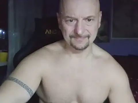 Snapshot of Sports-beast chatting on 03-16-25, 08:54 Sports-beast online show from 03-16-25, 08:54