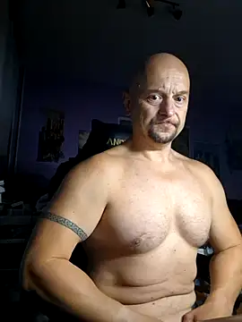 Snapshot of Sports-beast chatting on 09-27-25, 08:14 Sports-beast online show from 09-27-25, 08:14