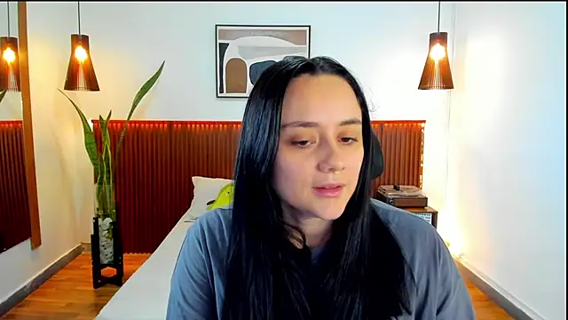 Snapshot of KatherineBond chatting on 09-22-25, 07:05 KatherineBond online show from 09-22-25, 07:05