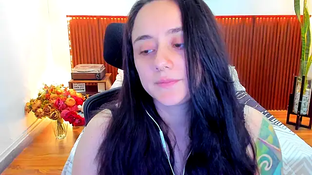 KatherineBond online show from 12-20-25, 07:10