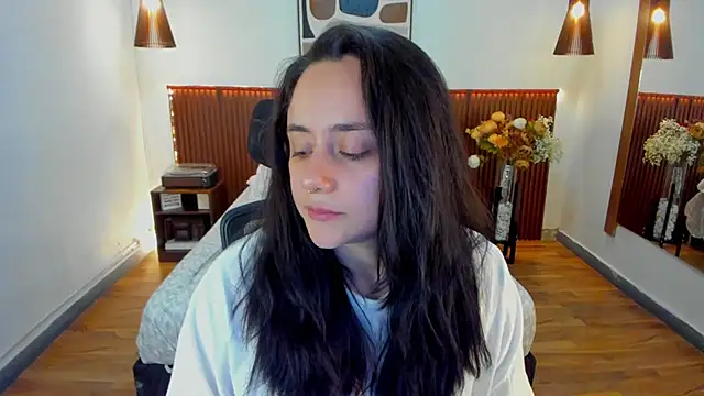 KatherineBond online show from 05-09-26, 04:01