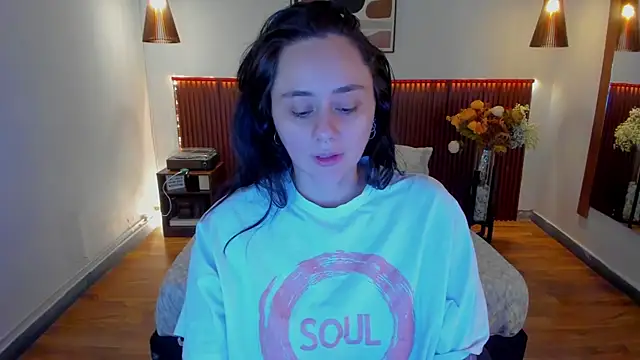 KatherineBond online show from 05-12-26, 07:22