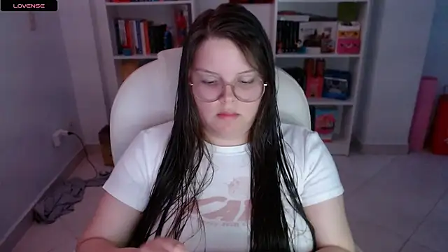 Snapshot of Gabiwaifu chatting on 02-27-25, 05:24 Gabiwaifu online show from 02-27-25, 05:24