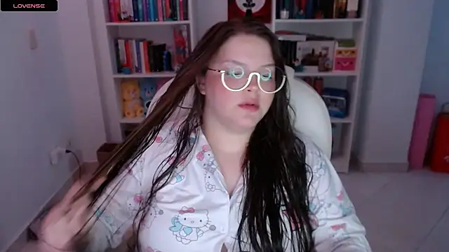 Snapshot of Gabiwaifu chatting on 03-02-25, 12:20 Gabiwaifu online show from 03-02-25, 12:20