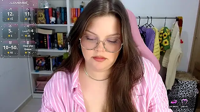 Snapshot of Gabiwaifu chatting on 11-14-25, 04:55 Gabiwaifu online show from 11-14-25, 04:55