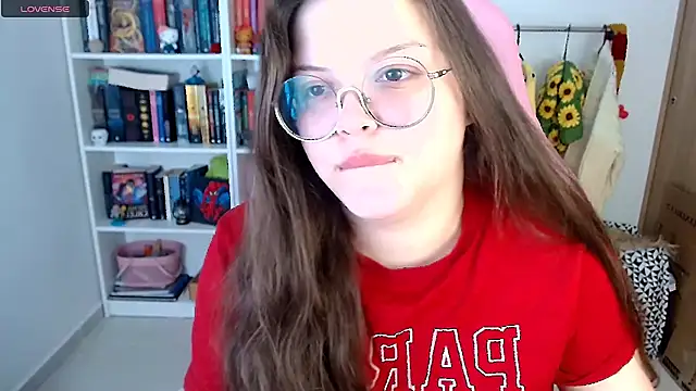 Snapshot of Gabiwaifu chatting on 11-16-25, 07:41 Gabiwaifu online show from 11-16-25, 07:41