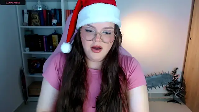 Snapshot of Gabiwaifu chatting on 12-19-25, 11:23 Gabiwaifu online show from 12-19-25, 11:23