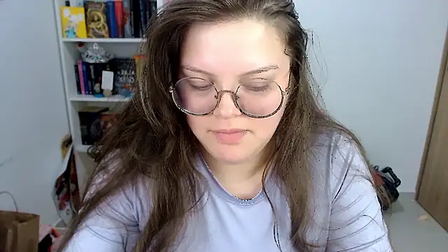 Snapshot of Gabiwaifu chatting on 02-09-26, 05:33 Gabiwaifu online show from 02-09-26, 05:33