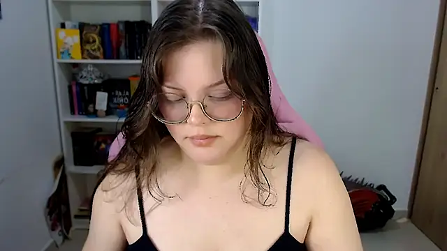 Snapshot of Gabiwaifu chatting on 02-22-26, 12:01 Gabiwaifu online show from 02-22-26, 12:01