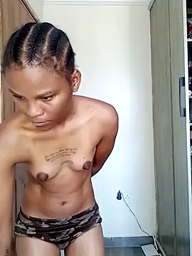 Snapshot of kelsie421 chatting on 03-07-25, 06:24 kelsie421 online show from 03-07-25, 06:24