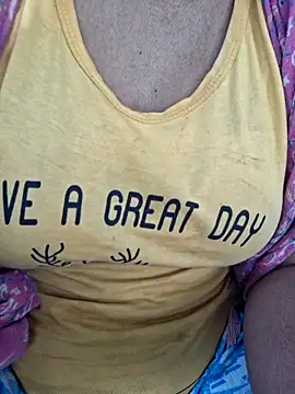 Priya Bong online show from 04-11-26, 04:17