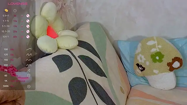 TrissMerigold9 online show from 10-30-25, 09:26