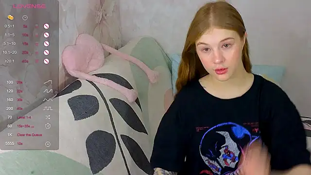 TrissMerigold9 online show from 11-27-25, 08:33