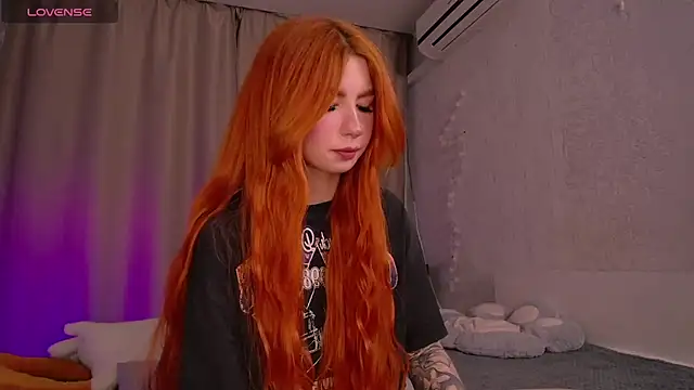 Snapshot of Evaa_Moonn_ chatting on 03-10-25, 09:10 Evaa Moonn  online show from 03-10-25, 09:10