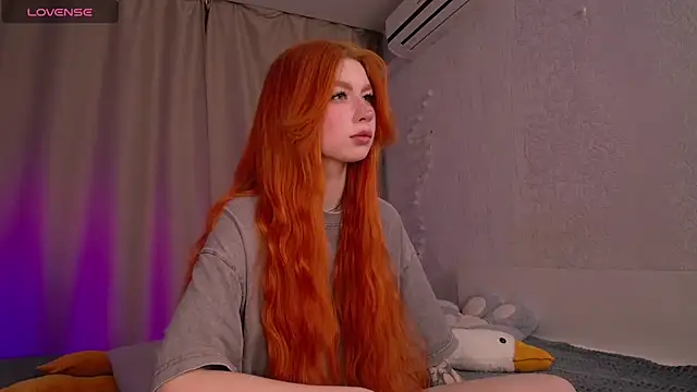 Snapshot of Evaa_Moonn_ chatting on 03-11-25, 02:43 Evaa Moonn  online show from 03-11-25, 02:43