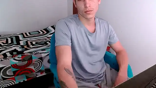 Snapshot of deividcloud36 chatting on 10-18-25, 08:53 deividcloud36 online show from 10-18-25, 08:53