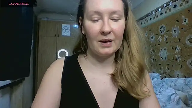 AnnaXLovers online show from 04-04-26, 11:29