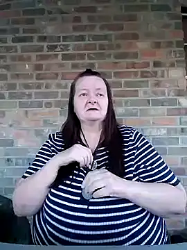 Bayou Woman68 online show from 10-29-25, 10:33