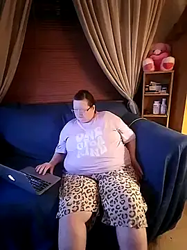 Bayou Woman68 online show from 12-01-25, 11:54