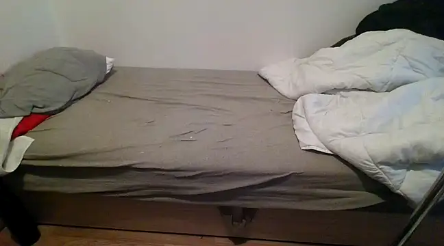 Snapshot of Indianluckyboytits chatting on 12-15-24, 12:17 Indianluckyboytits online show from 12-15-24, 12:17