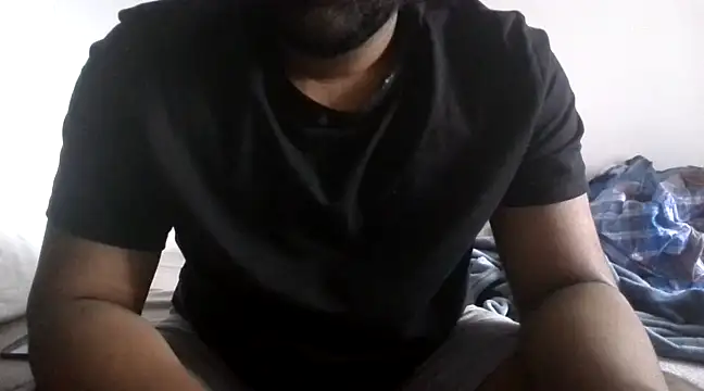 Snapshot of Indianluckyboytits chatting on 12-22-24, 11:44 Indianluckyboytits online show from 12-22-24, 11:44