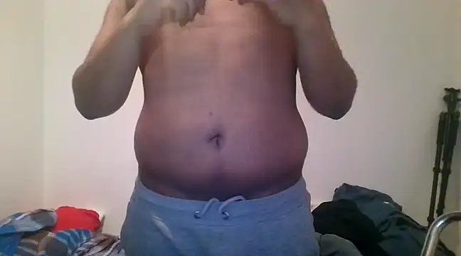 Snapshot of Indianluckyboytits chatting on 12-23-24, 11:06 Indianluckyboytits online show from 12-23-24, 11:06