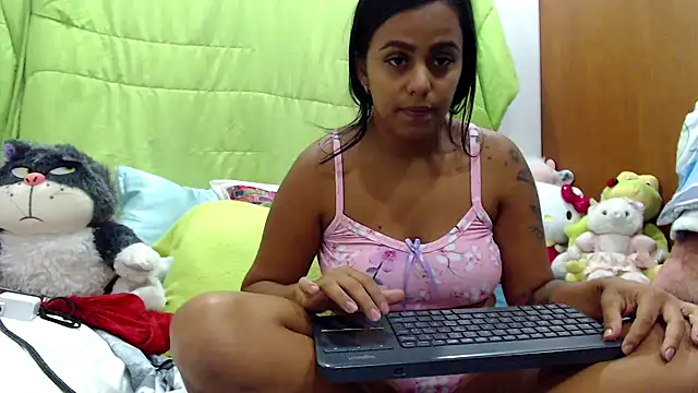 Snapshot of Iris_New chatting on 10-04-25, 06:06 Iris New online show from 10-04-25, 06:06