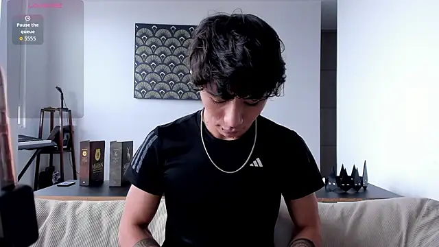 im  thomass online show from 11-28-25, 08:33