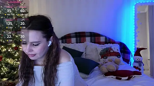 Snapshot of Aisha_Riley chatting on 12-17-24, 05:15 Aisha Riley online show from 12-17-24, 05:15