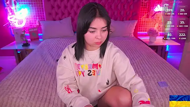 SusieWood online show from 02-23-26, 08:50