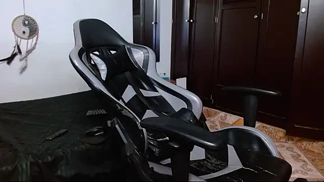 aaron blug online show from 01-25-25, 02:04