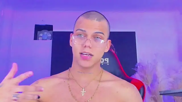 Snapshot of visaelX chatting on 01-18-25, 09:56 visaelX online show from 01-18-25, 09:56