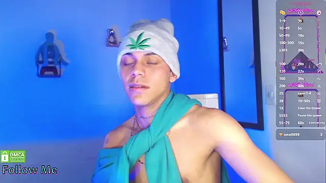 Snapshot of visaelX chatting on 03-08-25, 09:18 visaelX online show from 03-08-25, 09:18