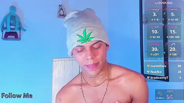 Snapshot of visaelX chatting on 03-09-25, 05:28 visaelX online show from 03-09-25, 05:28