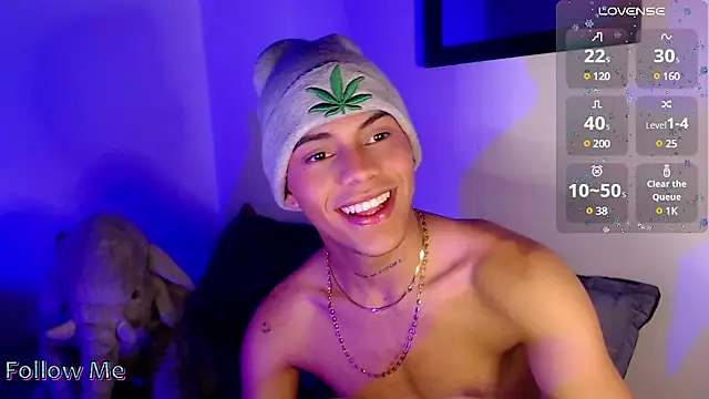 Snapshot of visaelX chatting on 03-11-25, 09:45 visaelX online show from 03-11-25, 09:45