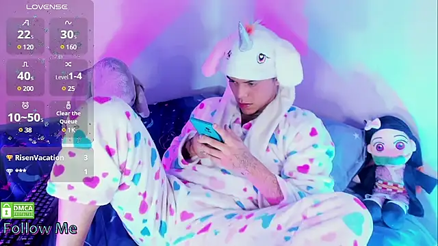 Snapshot of visaelX chatting on 03-12-25, 12:57 visaelX online show from 03-12-25, 12:57