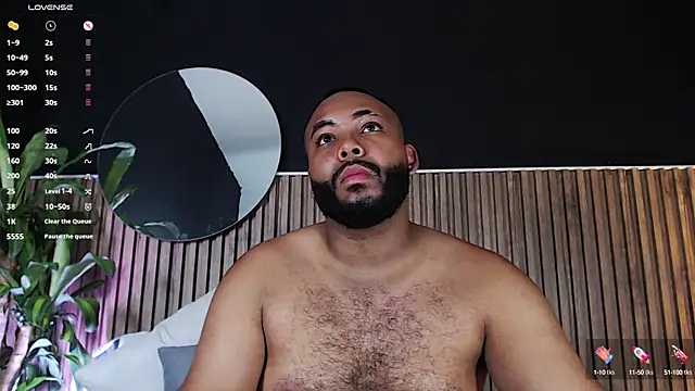 Snapshot of DilanJonnes_ chatting on 12-14-24, 01:06 DilanJonnes online show from 12-14-24, 01:06