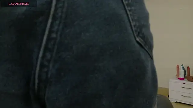 emy 0 online show from 03-22-26, 01:58