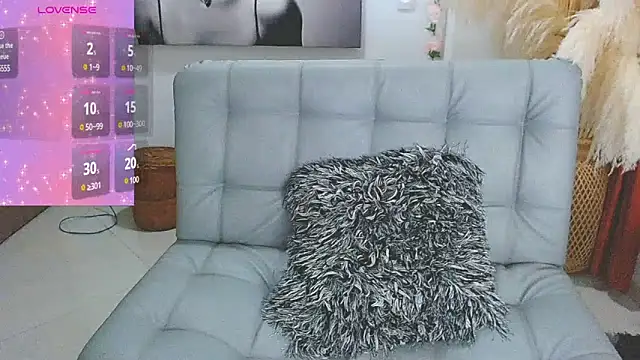 Isabelhot1 online show from 02-15-25, 12:59